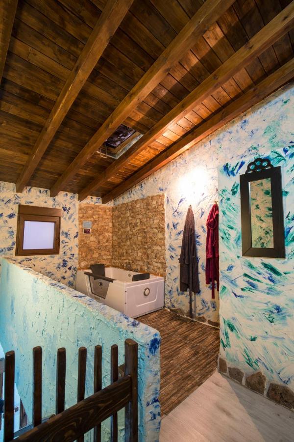 El Eden De Javier Guest House Robledillo Bagian luar foto